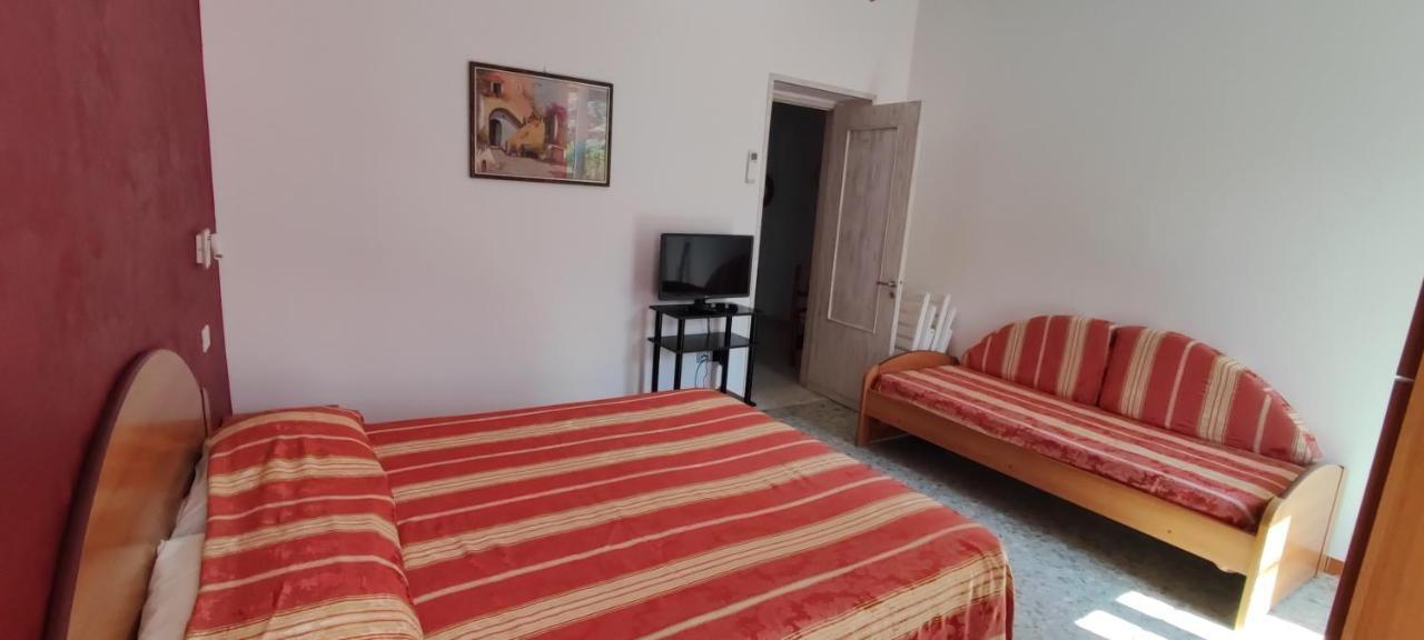 Chiaia Apartments Ponza Luaran gambar