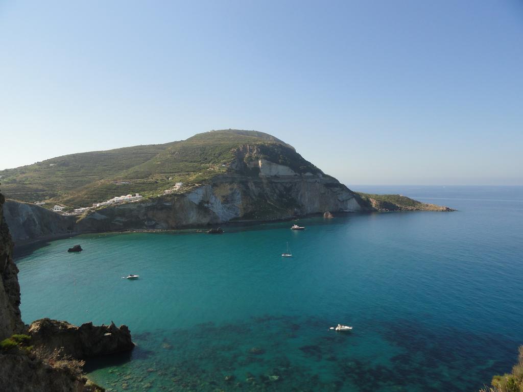 Chiaia Apartments Ponza Luaran gambar