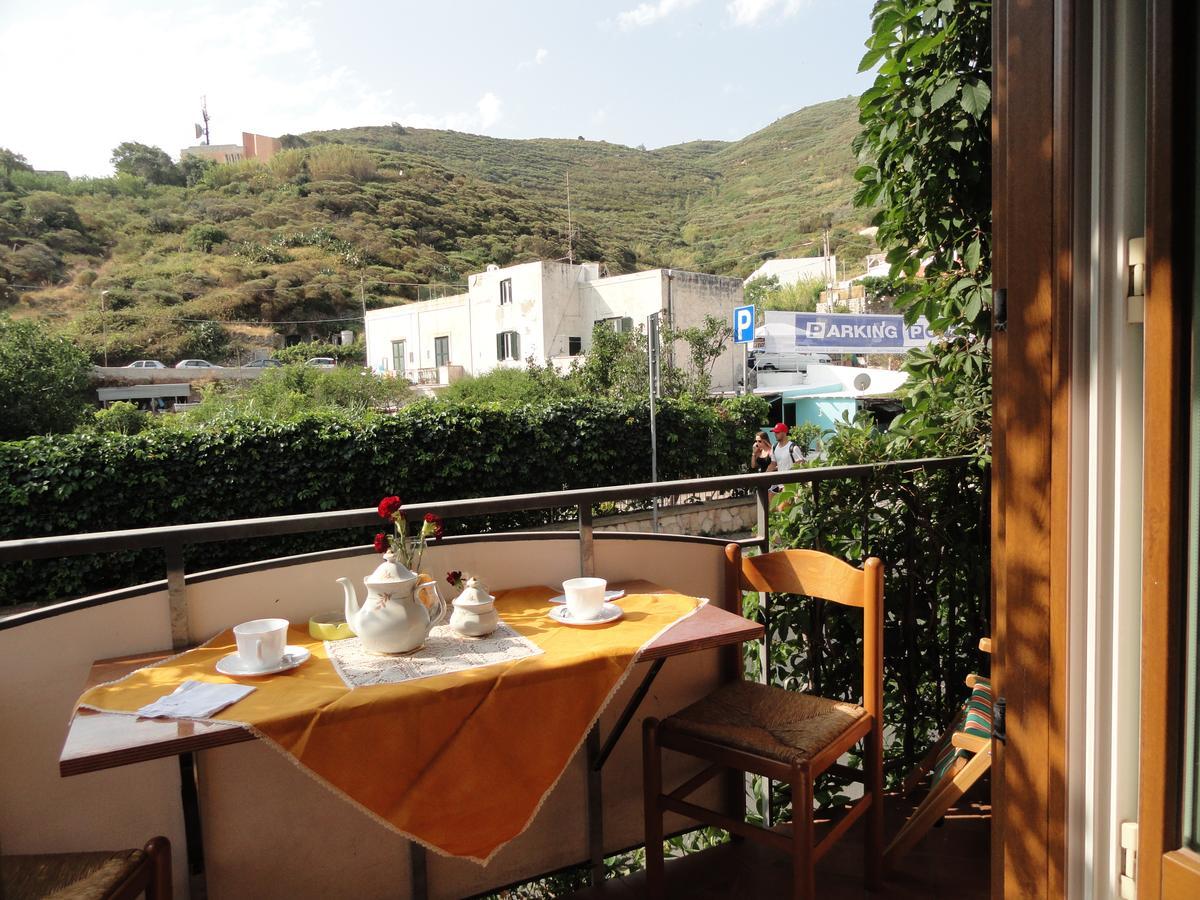 Chiaia Apartments Ponza Bilik gambar