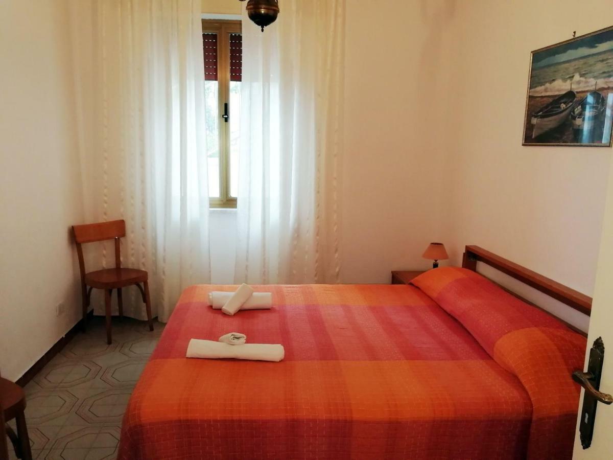 Chiaia Apartments Ponza Luaran gambar