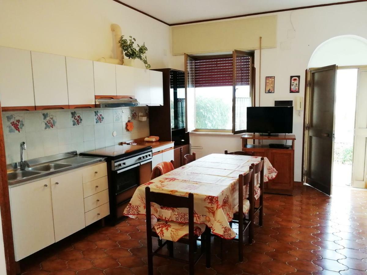 Chiaia Apartments Ponza Luaran gambar