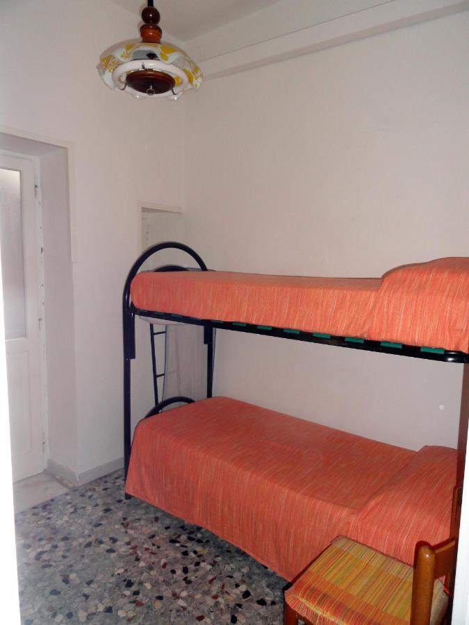 Chiaia Apartments Ponza Luaran gambar